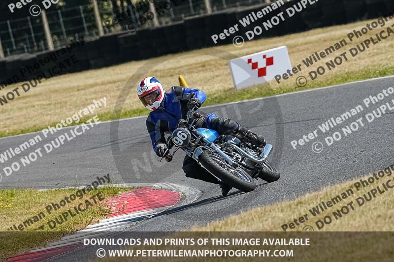 cadwell park;cadwell park photographs;cadwell trackday photographs;enduro digital images;event digital images;eventdigitalimages;peter wileman photography;racing digital images;trackday digital images;trackday photos